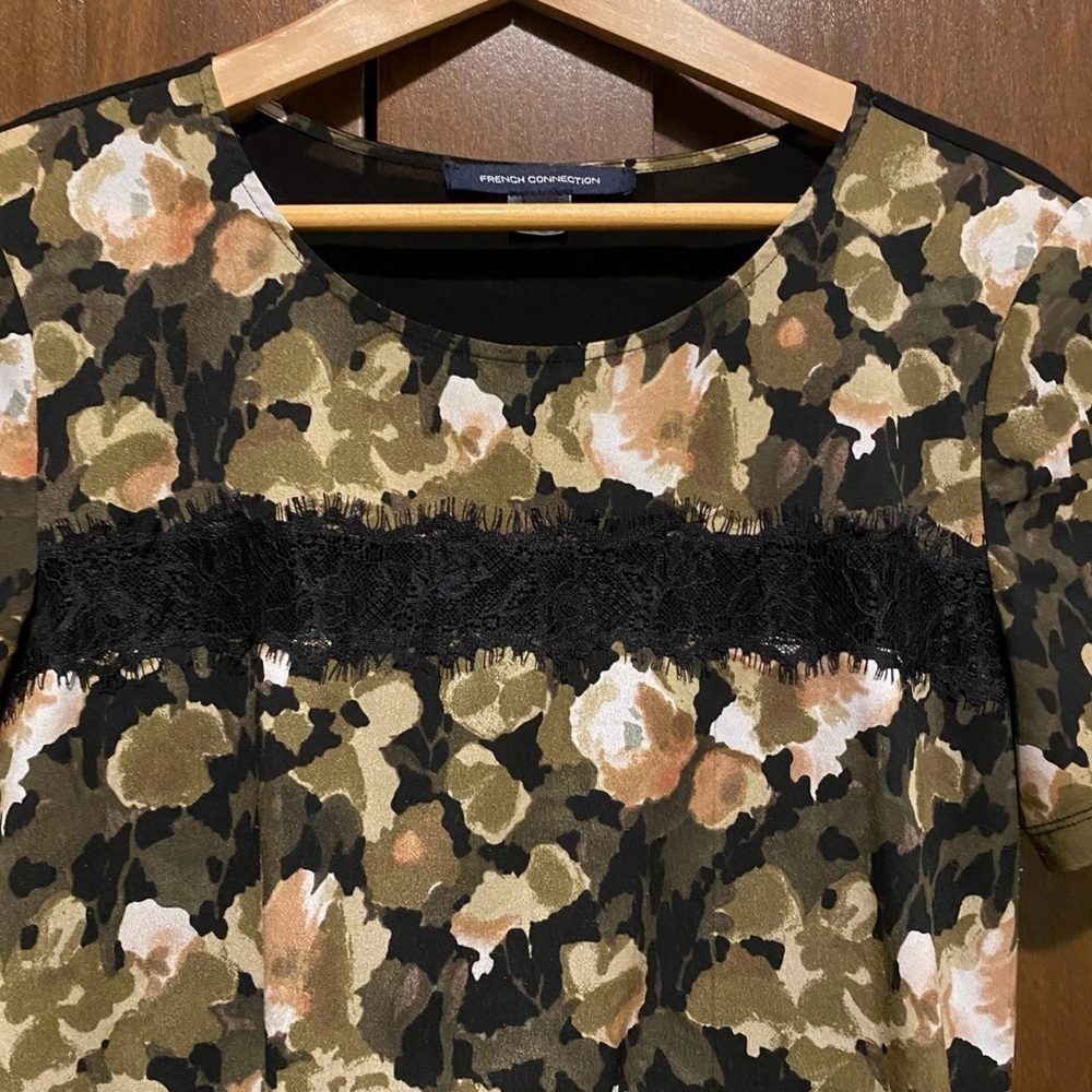 French Connection Floral Blouse Size L - Picture 2 of 6